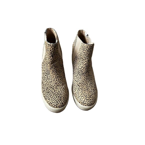 Coconuts Leopard Print Slip On Wedge Sneaker Bootie Womens Size 7.5 - Picture 2 of 4
